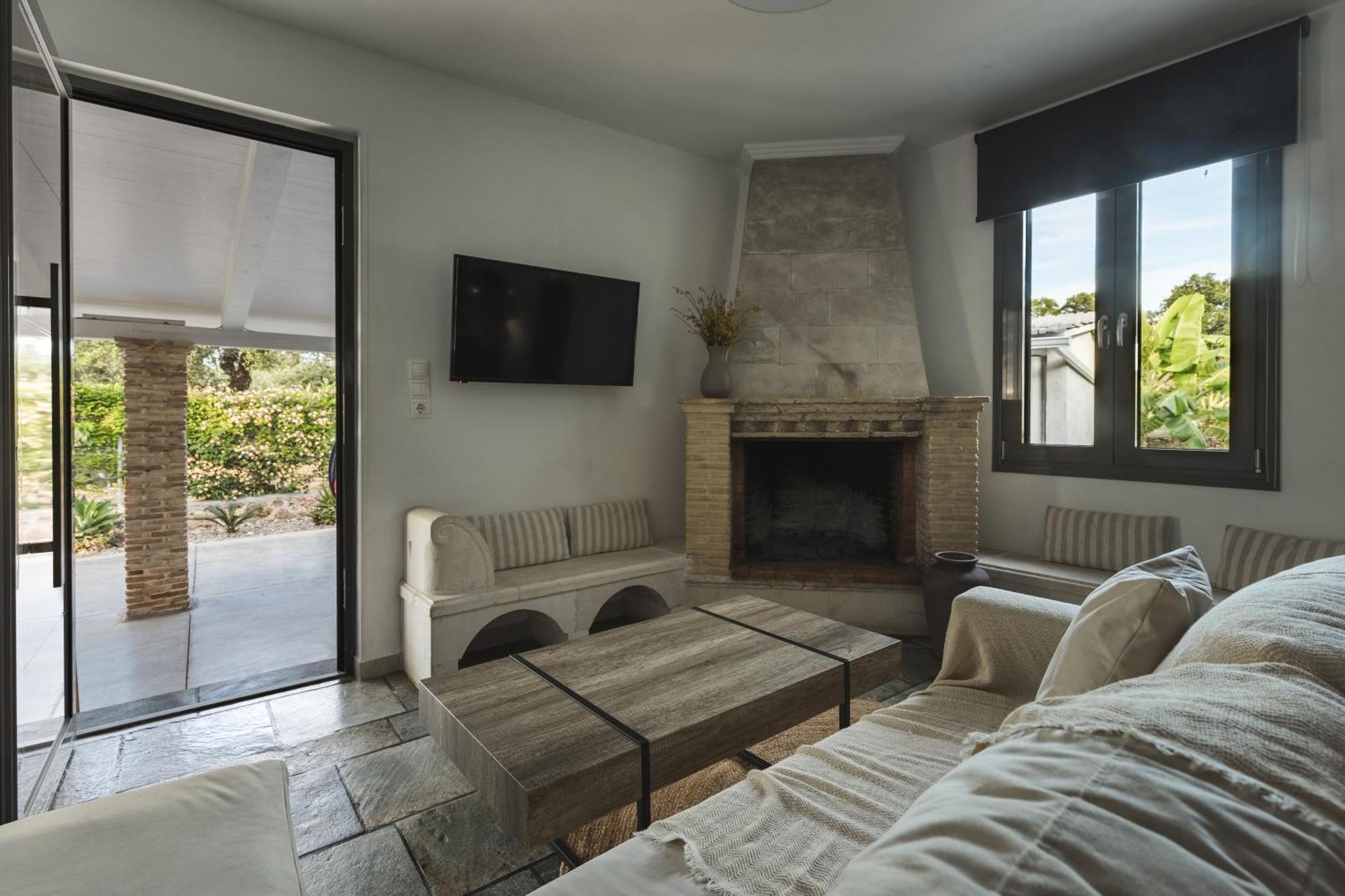 Binios Villa - Private Pool, Walking Distance From The Beach Vasilikí Exteriér fotografie